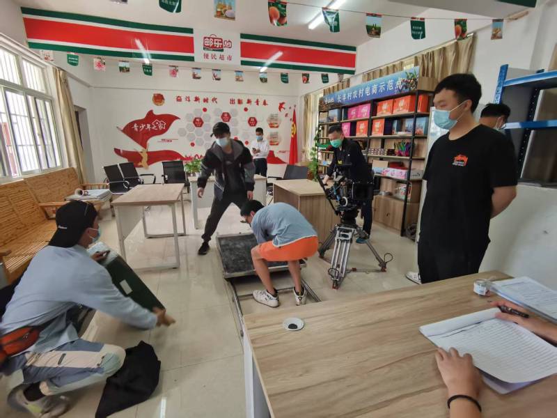麒麟区广告片拍摄公司：极简主义践行者，少即是多的视觉哲学